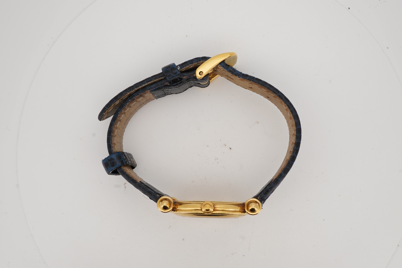 A lady's recent 18ct gold Swiss Baume & Mercier quartz wrist watch